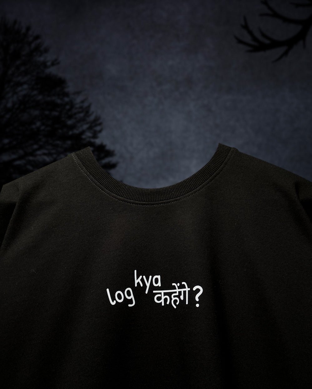 BLACK NAZARIYA T-SHIRT